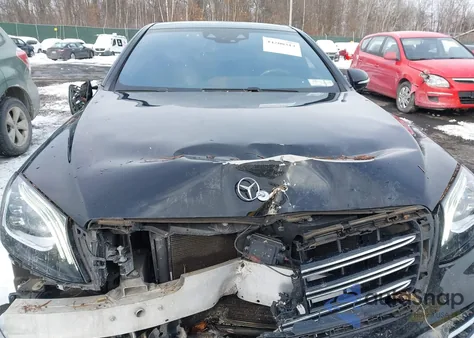 2019 Mercedes-Benz S 560 4Matic z USA, uszkodzony, nr VIN WDDUG8GB2KA461013